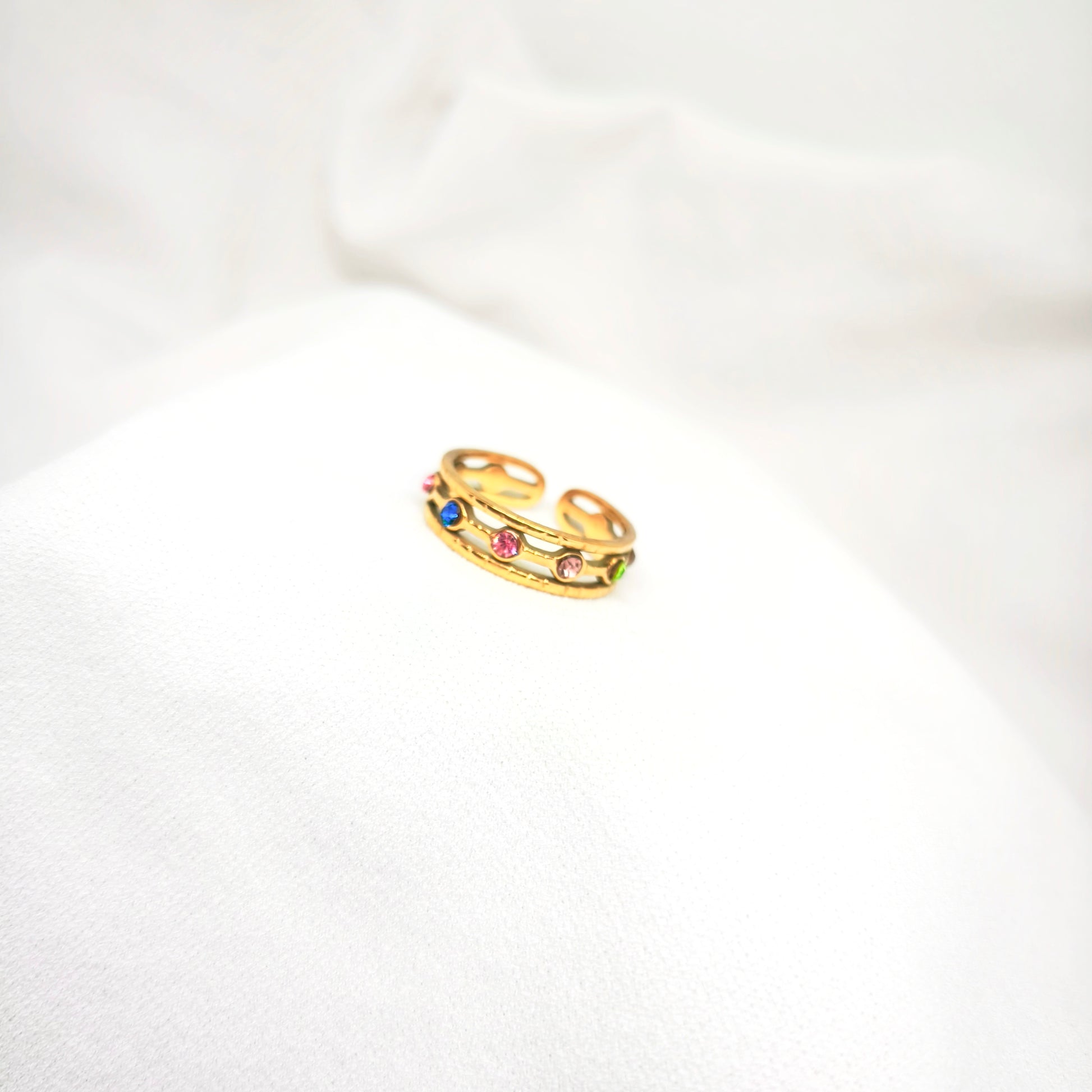 Bague ajustable acier inoxydable avec strass colorés